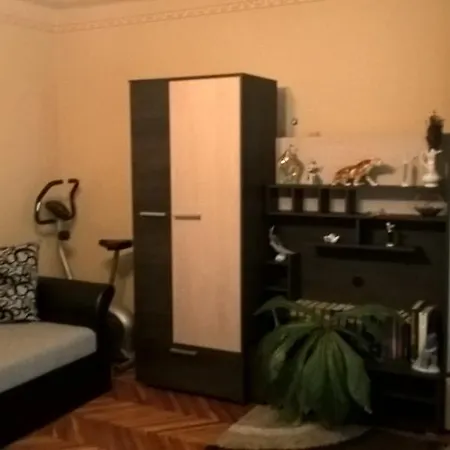 Anna Apartman